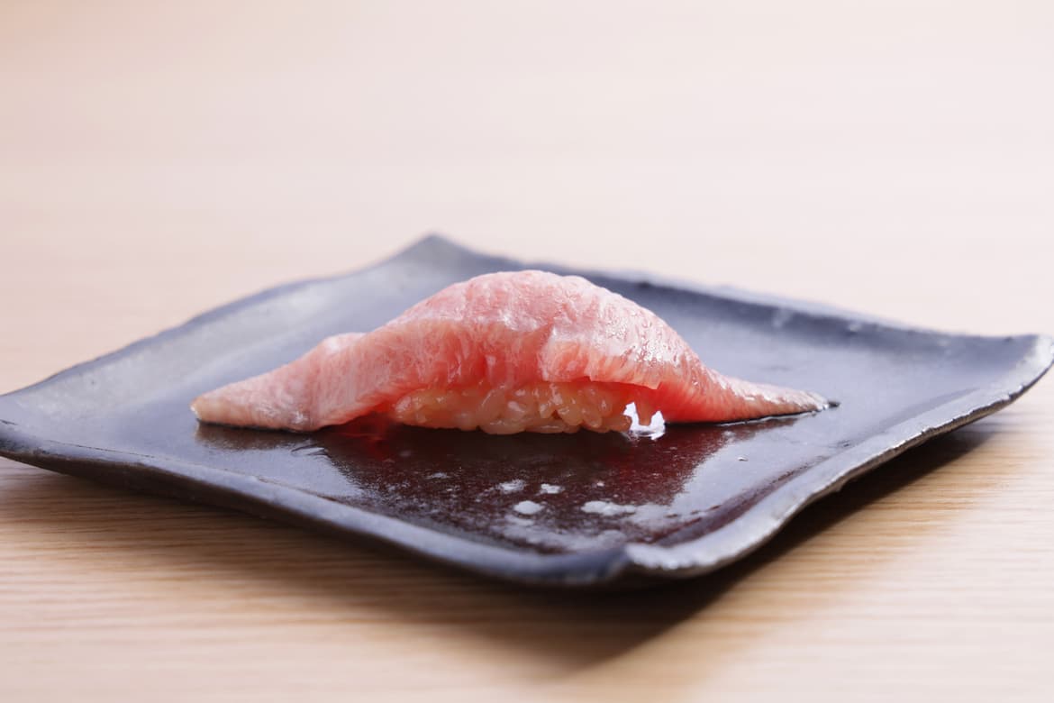 鮨 はくと メインビジュアル